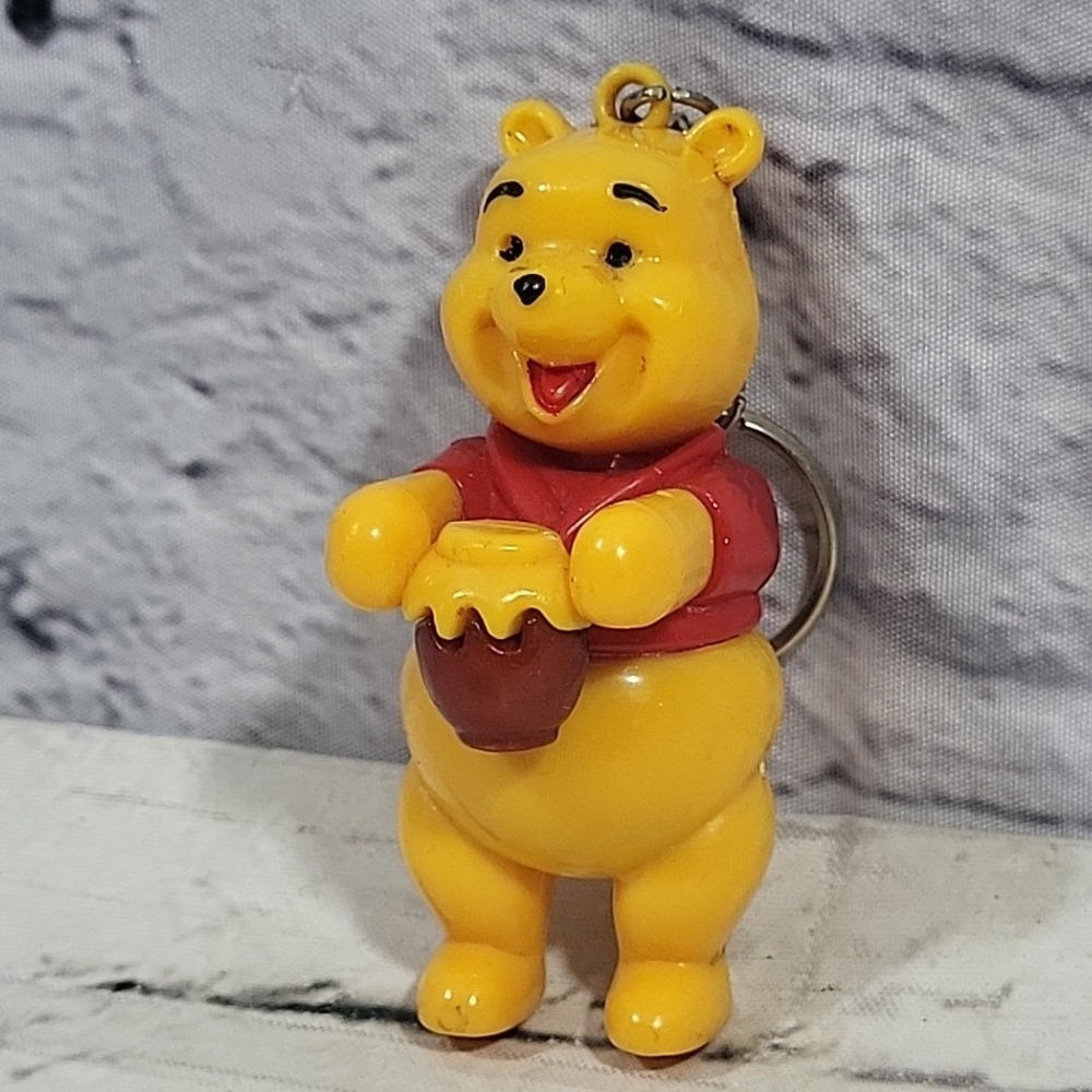 Disney Winnie The Pooh Vintage Keychain Disney